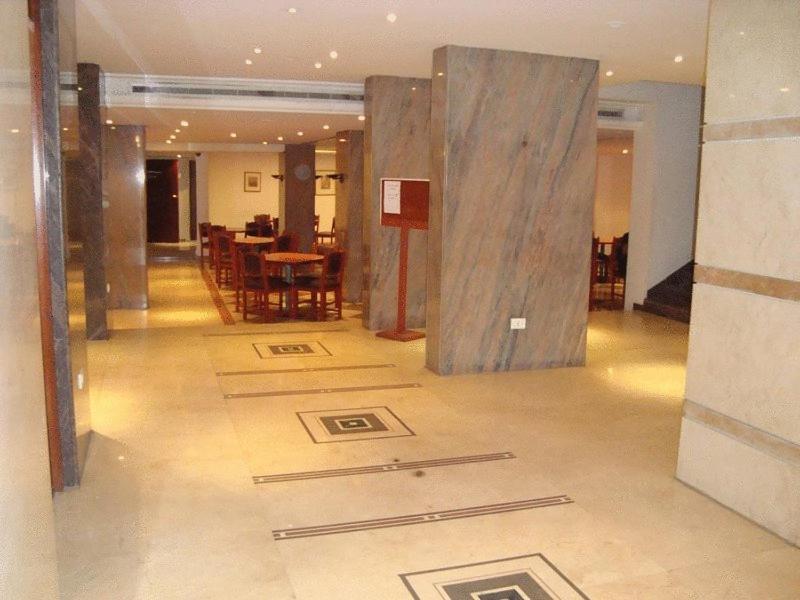 Charles Hotel Бейрут Екстериор снимка