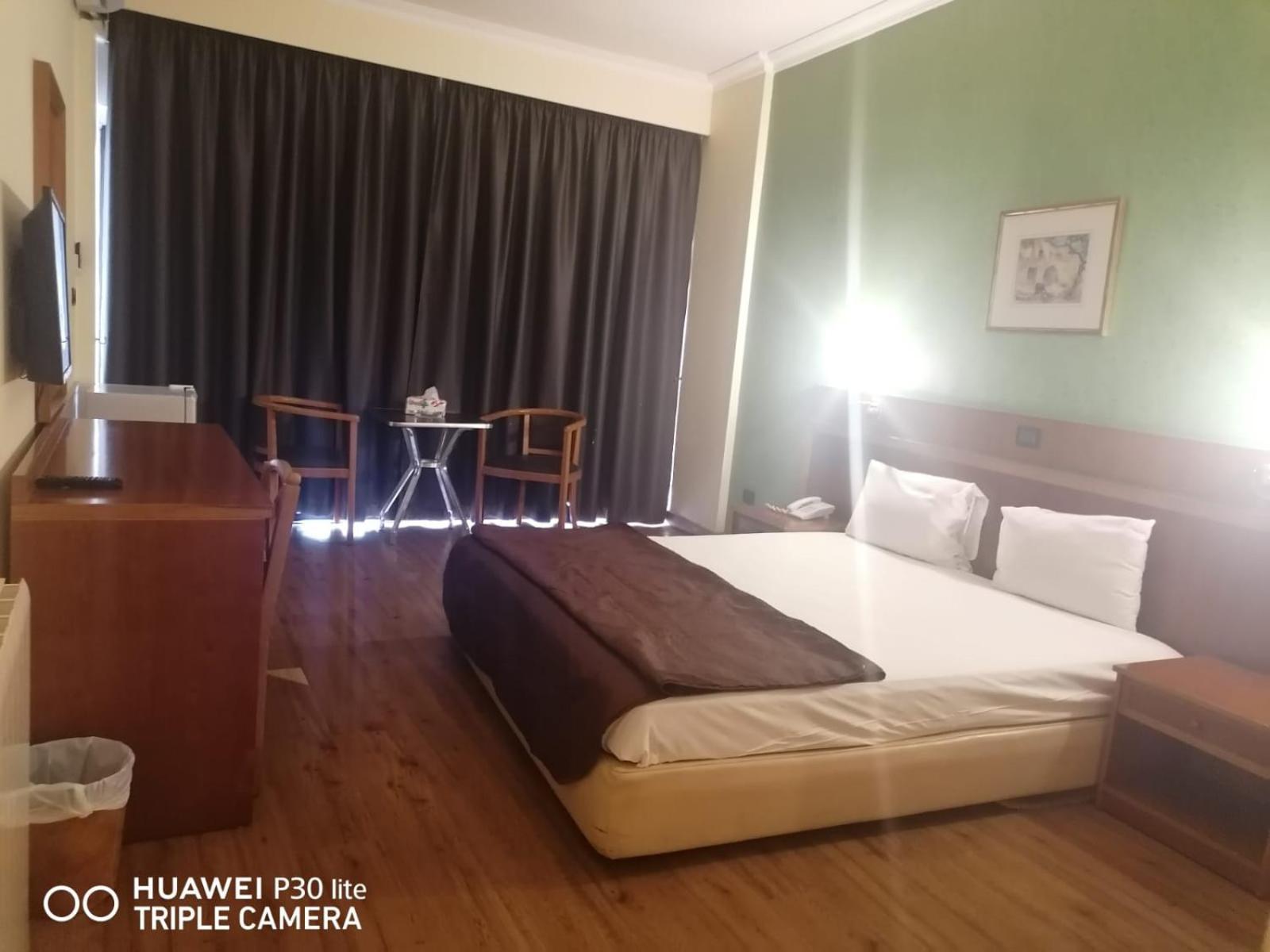 Charles Hotel Бейрут Екстериор снимка