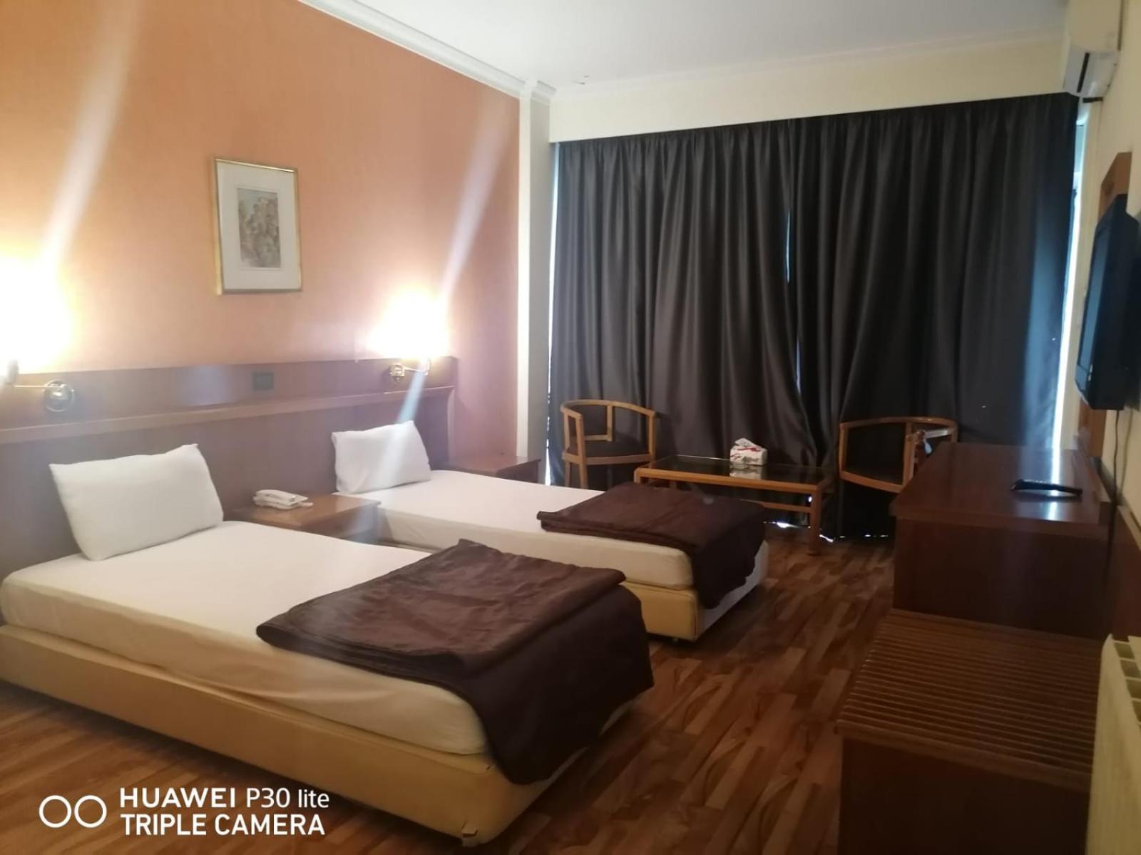 Charles Hotel Бейрут Екстериор снимка
