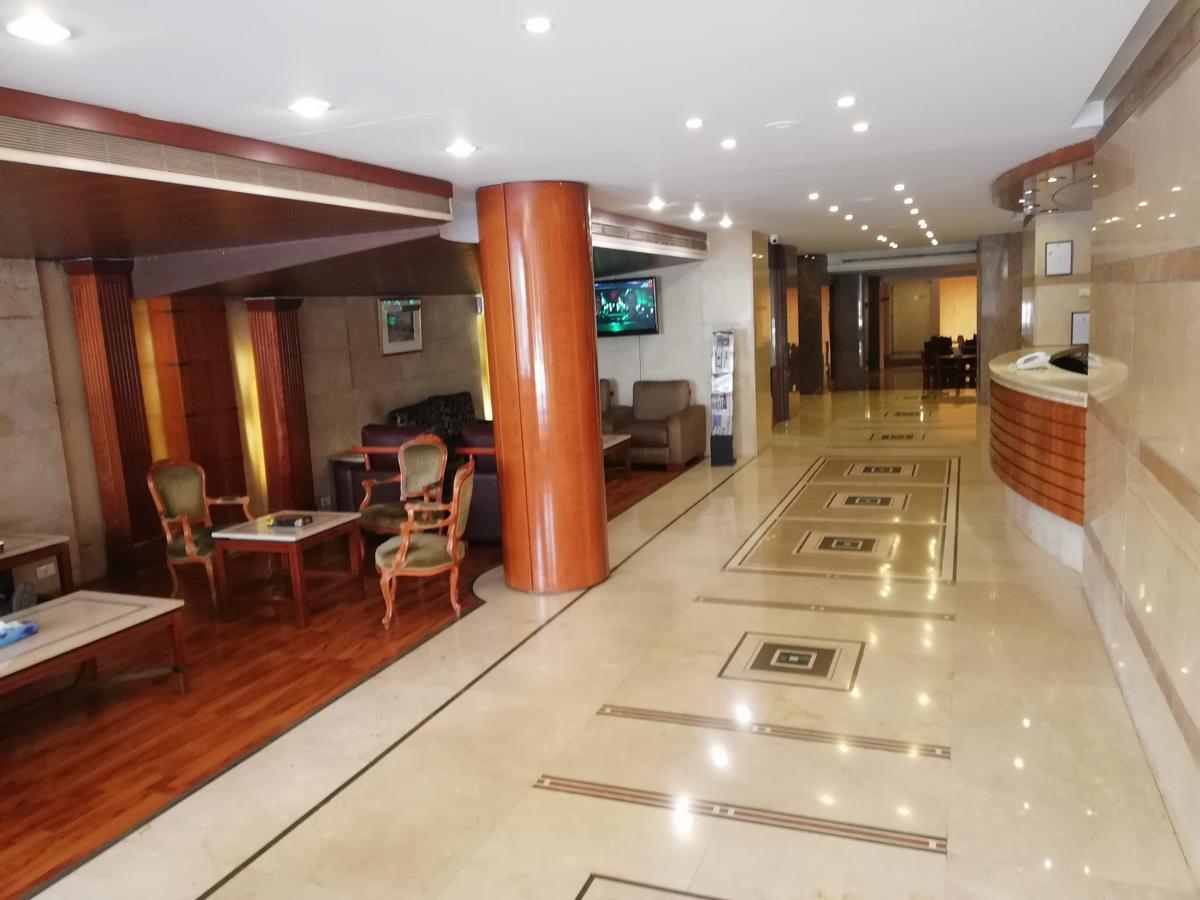 Charles Hotel Бейрут Екстериор снимка