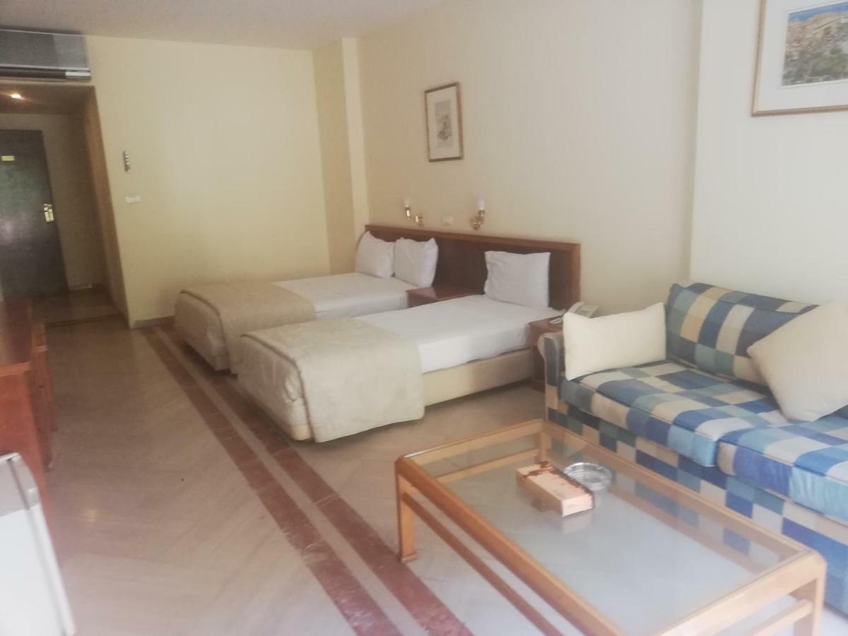Charles Hotel Бейрут Екстериор снимка
