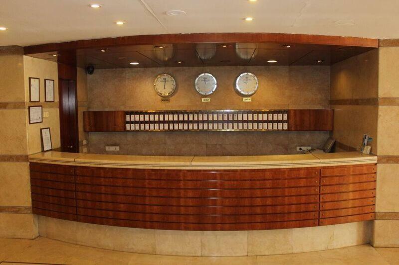 Charles Hotel Бейрут Екстериор снимка